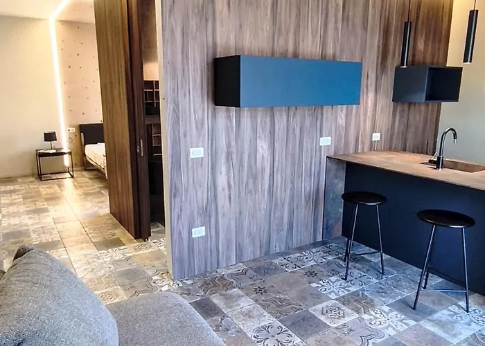 Casa Lombardo 비르지 베키