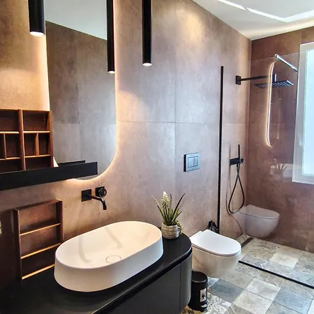 Casa Lombardo * بيرجي فيكي