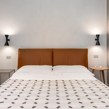 Casa Lombardo *
