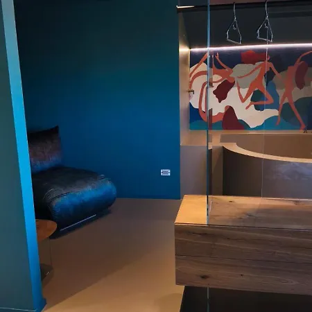 Casa Lombardo Apartment *