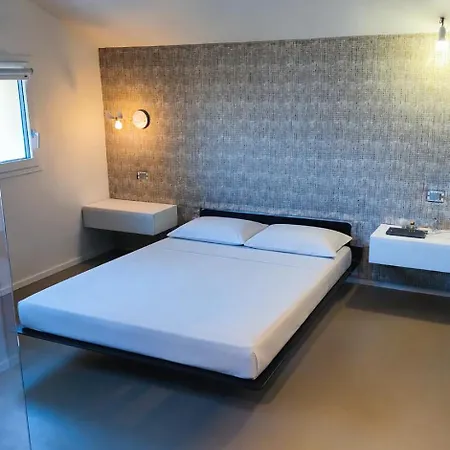 Apartament Casa Lombardo *